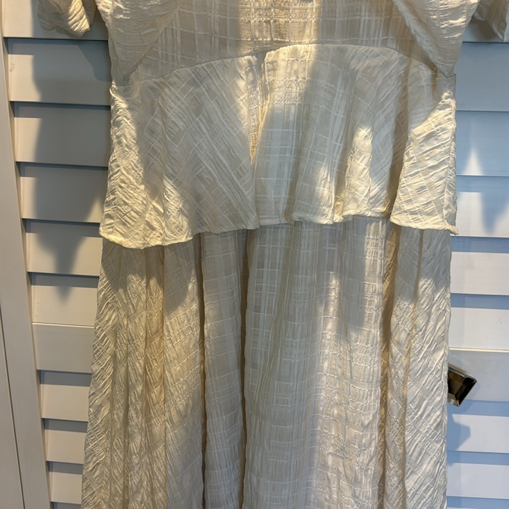 EVARAE Amber NWT Dress MSRP$530 W/a tie-front V neck with short puff sleeves. - Picture 5 of 15